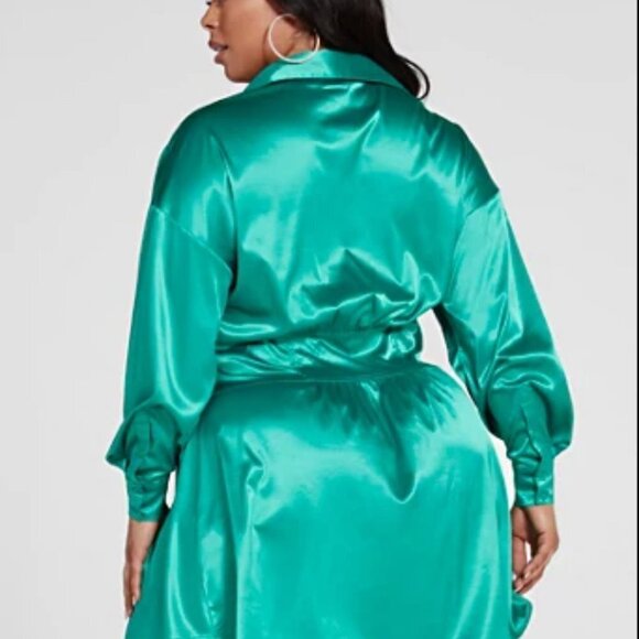 #5❤️ NWOT FASHION TO FIGURE Sharane Satin Shirt Dress - Picture 2 of 4